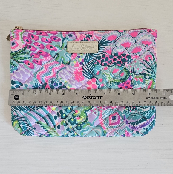Lilly Pulitzer zip pouch - Picture 3 of 5